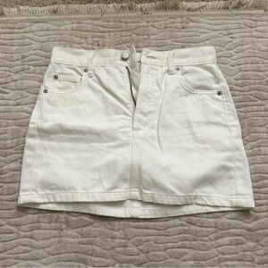 white aritzia denim forum 90s ricci skirt mini skirt size 00